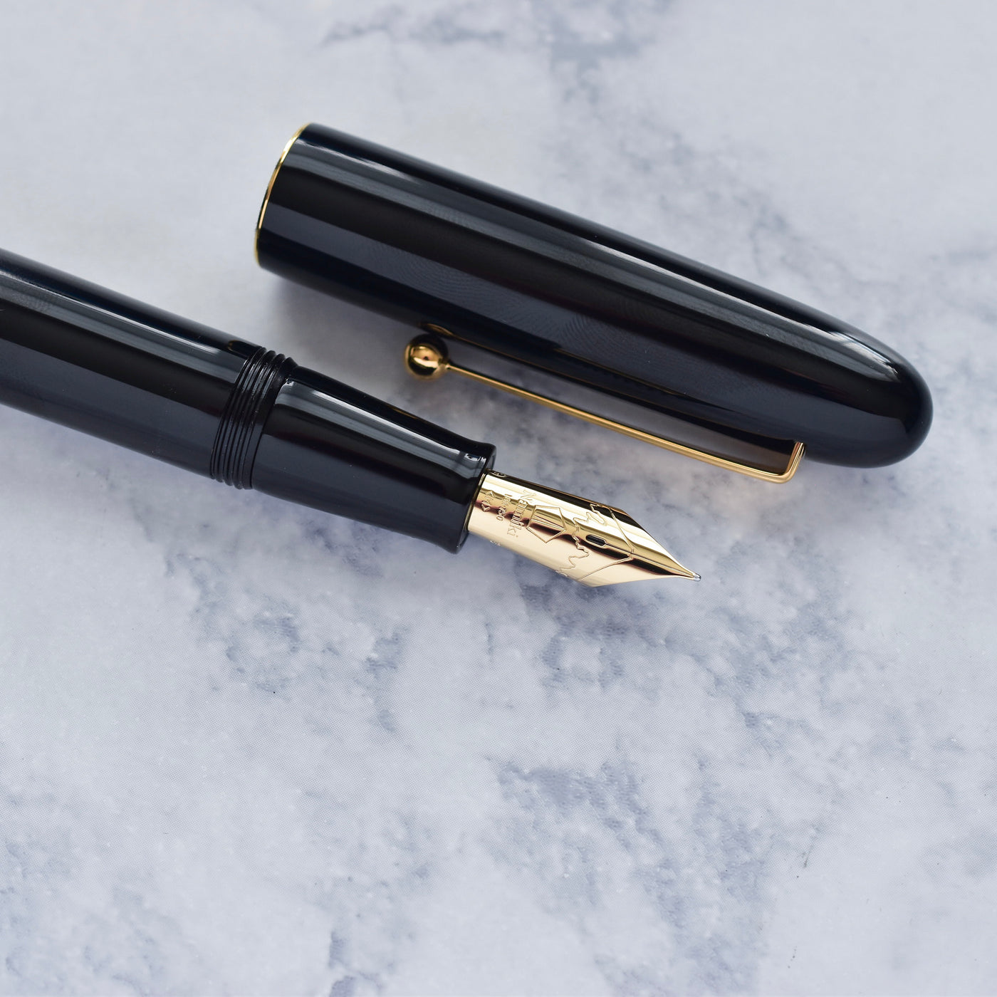 Namiki Yukari Royale Collection Black Urushi Lacquer Fountain Pen 18k Nib-Namiki-Truphae
