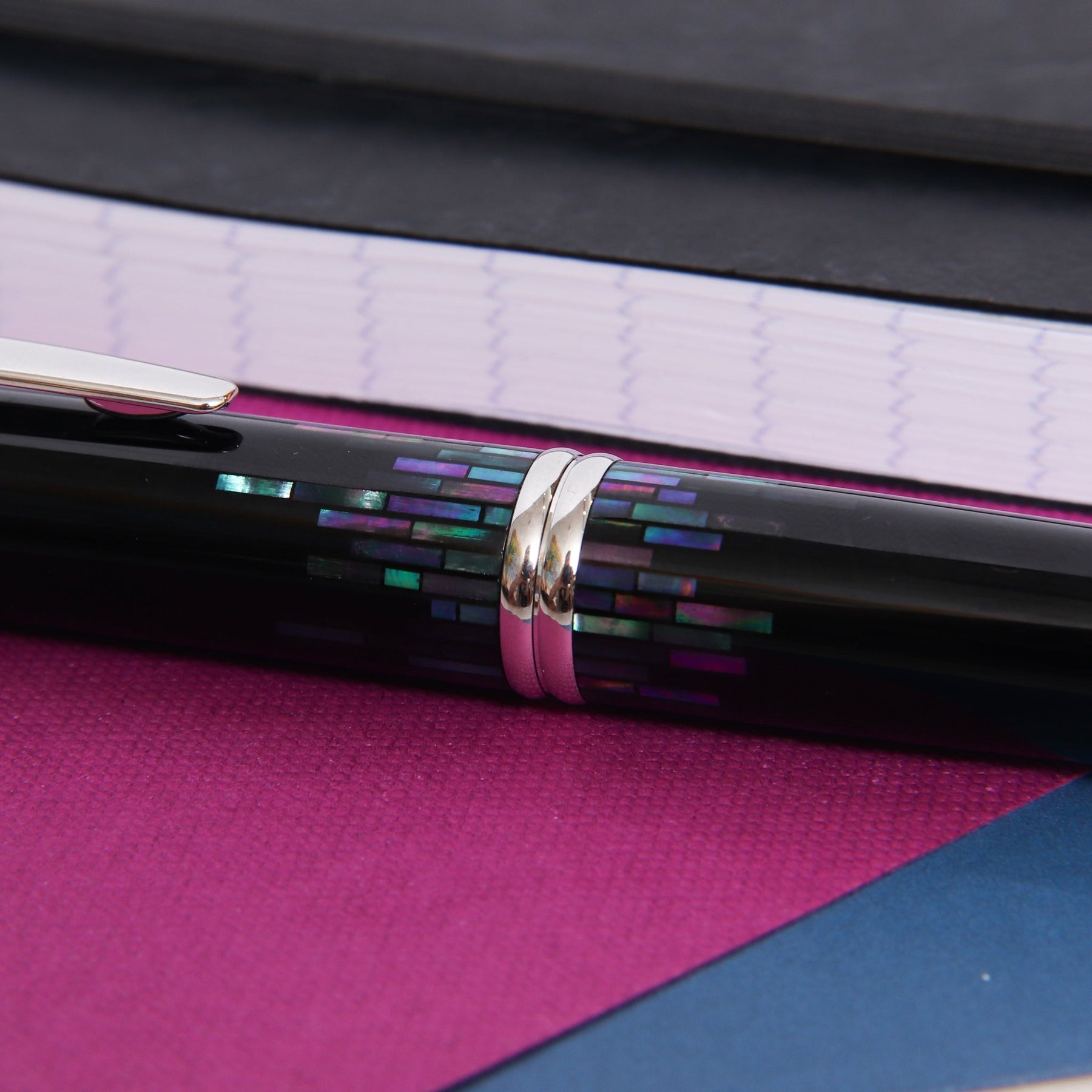 Pilot Vanishing Point Fountain Pen - Raden Stripe – Lemur Ink