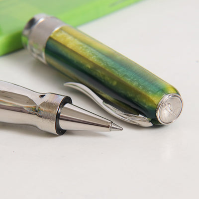 Pineider Arco Bysantium Lemon Grass Rollerball Pen Tip Details
