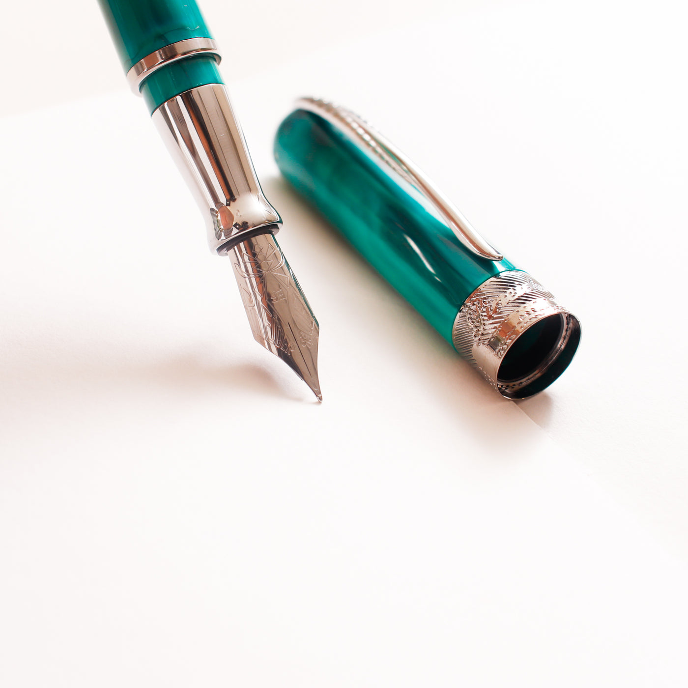 Pineider Avatar Forest Fountain Pen