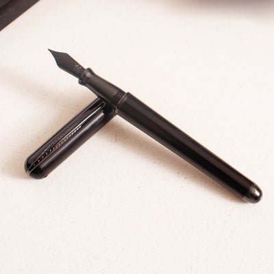 Pineider Avatar Glossy Black Fountain Pen