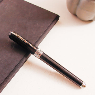 Pineider Avatar Graphene Black Fountain Pen