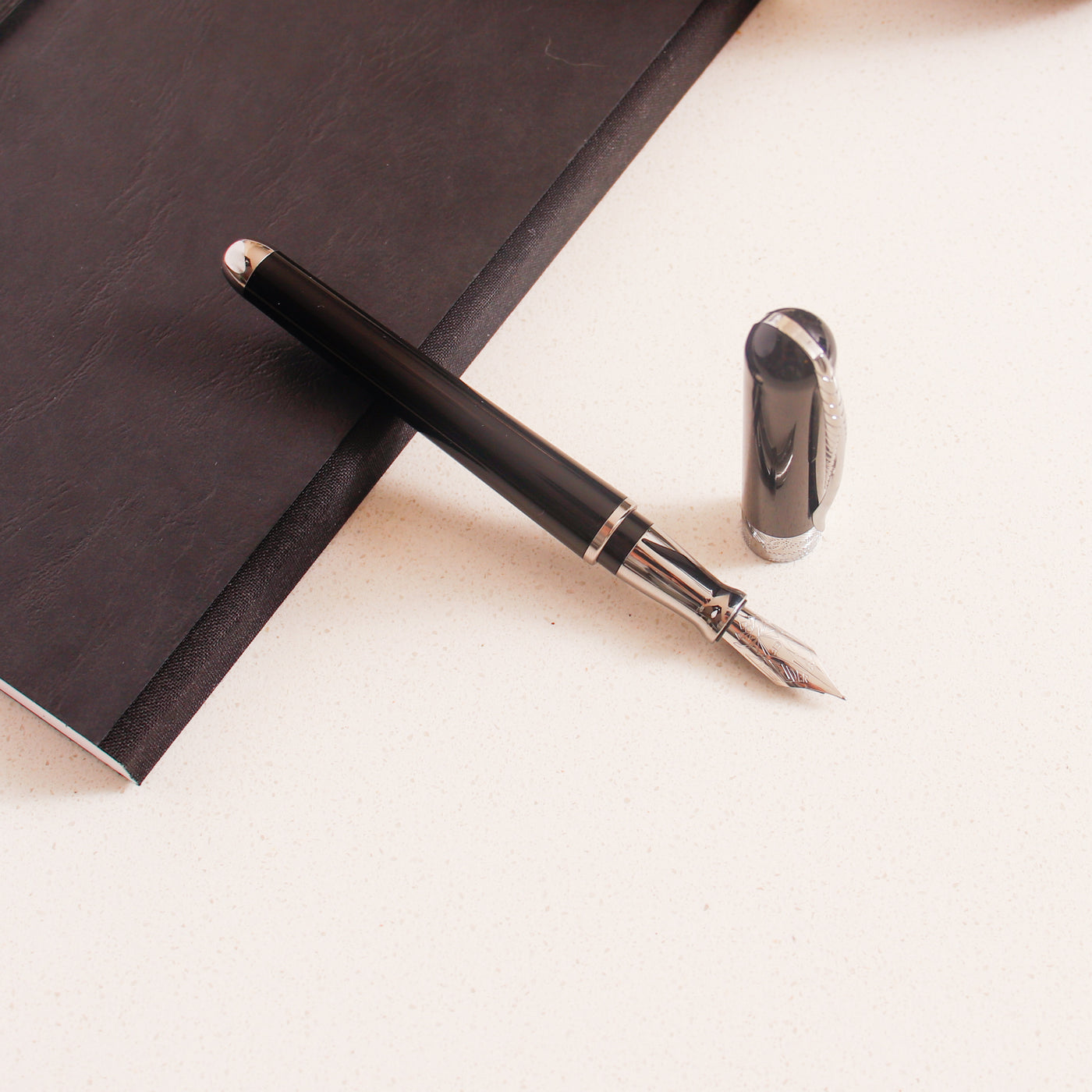 Pineider Avatar Graphene Black Fountain Pen