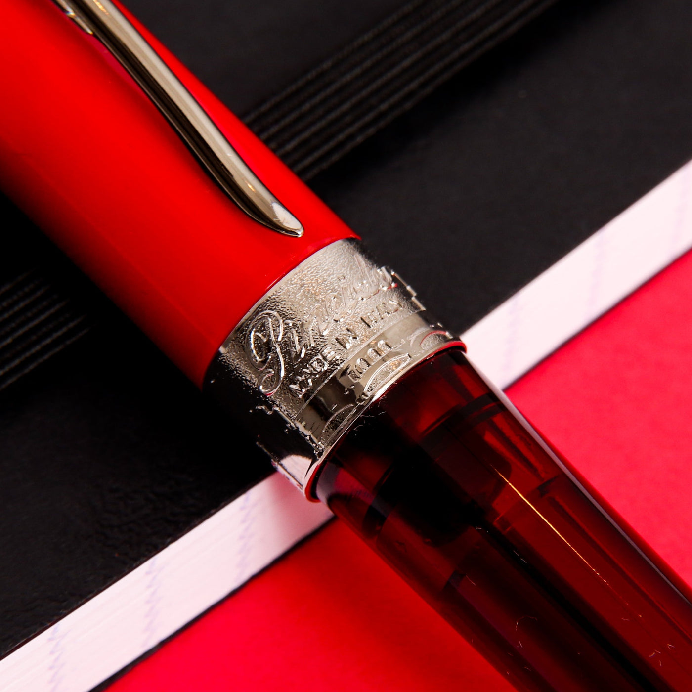 Pineider-Avatar-Twin-Tank-Touchdown-Devil-Red-Fountain-Pen-Center-Band