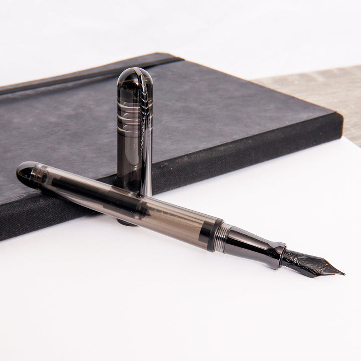 Pineider Avatar UR Demo Black Fountain Pen - Fume – Truphae