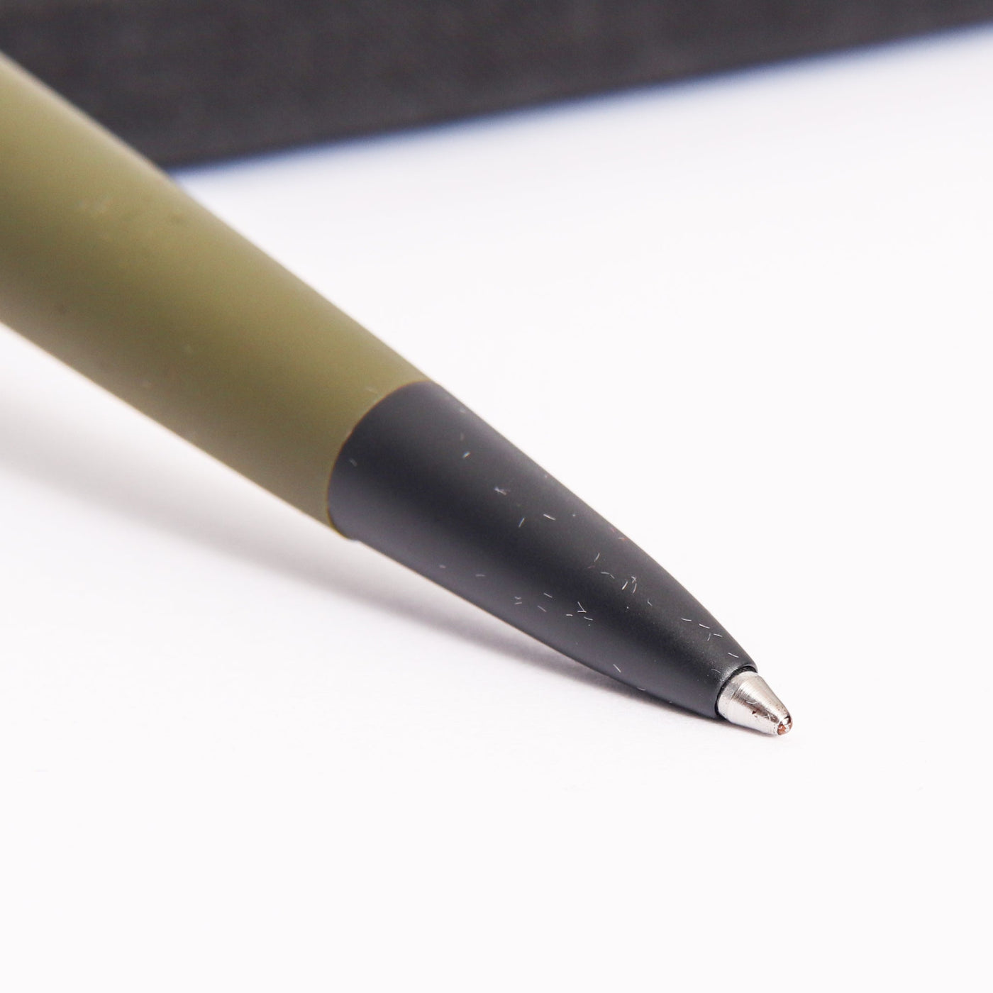 Pineider Avatar UR Matte Military Green Ballpoint Pen Tip