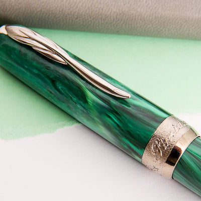 Pineider La Grande Bellezza Gemstone Malachite Fountain Pen Silver Trim