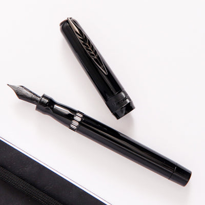 Pineider La Grande Bellezza Rocco Black with Black Trim Fountain Pen Glamour