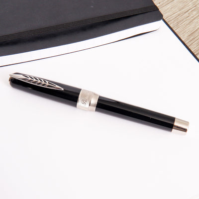 Pineider La Grande Bellezza Rocco Black with Palladium Trim Fountain Pen Capped