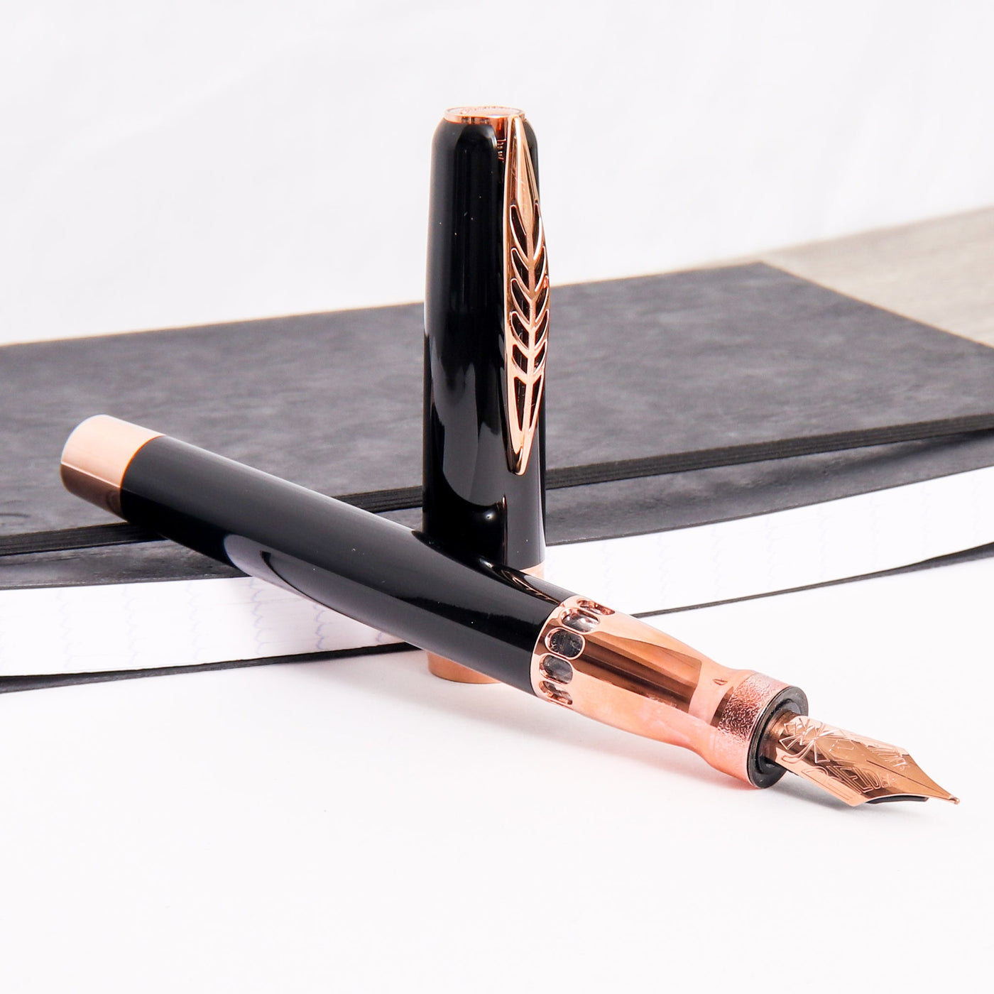 Pineider La Grande Bellezza Rocco Black with Rose Gold Trim Fountain Pen Uncapped