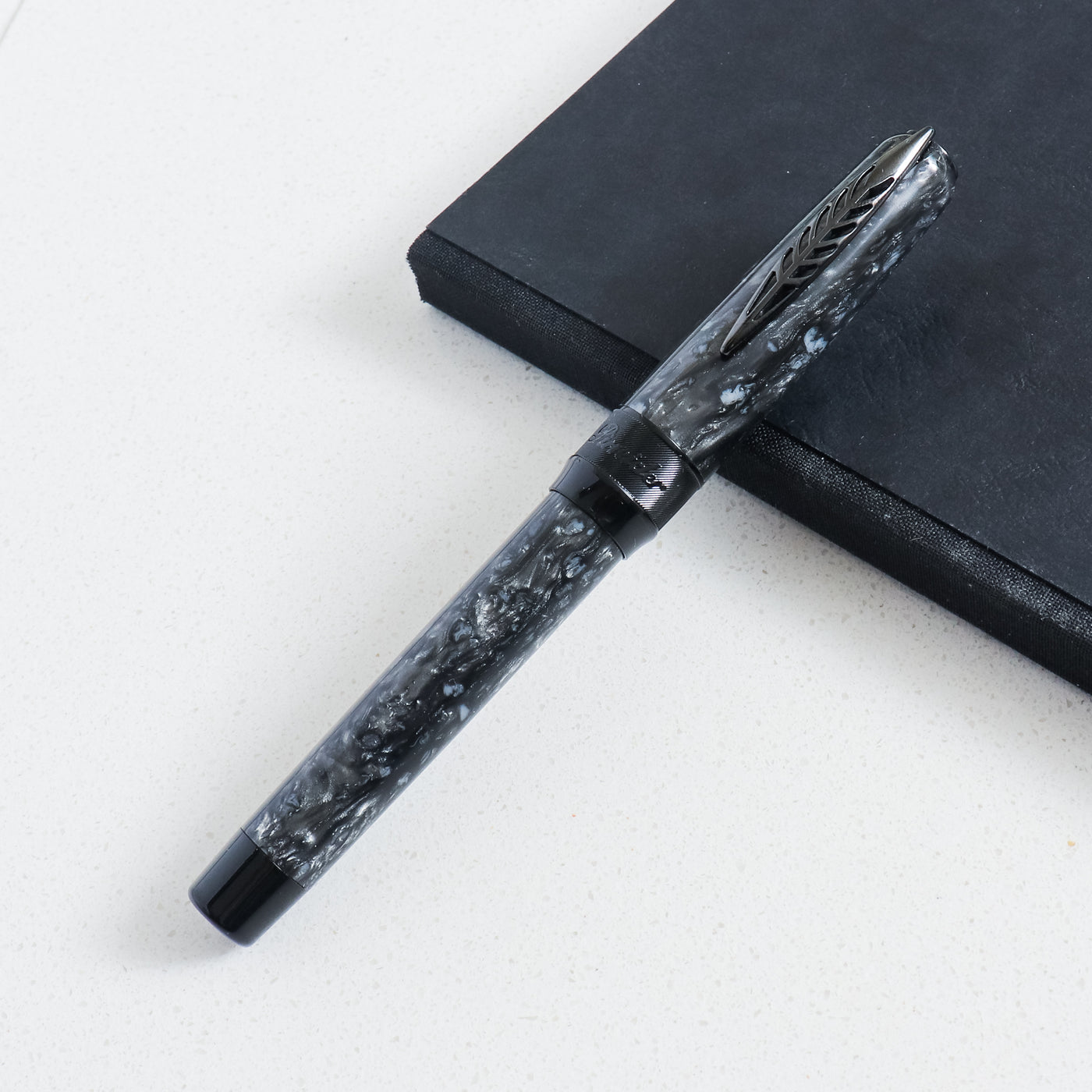 Pineider La Grande Bellezza Rocco Grey Fountain Pen