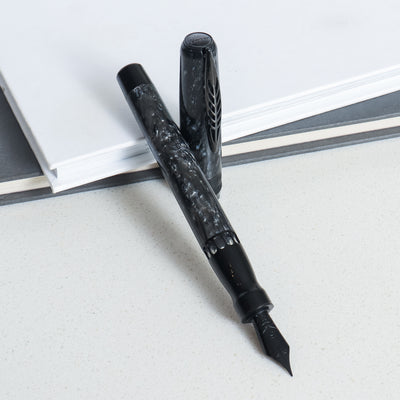 Pineider La Grande Bellezza Rocco Grey Fountain Pen