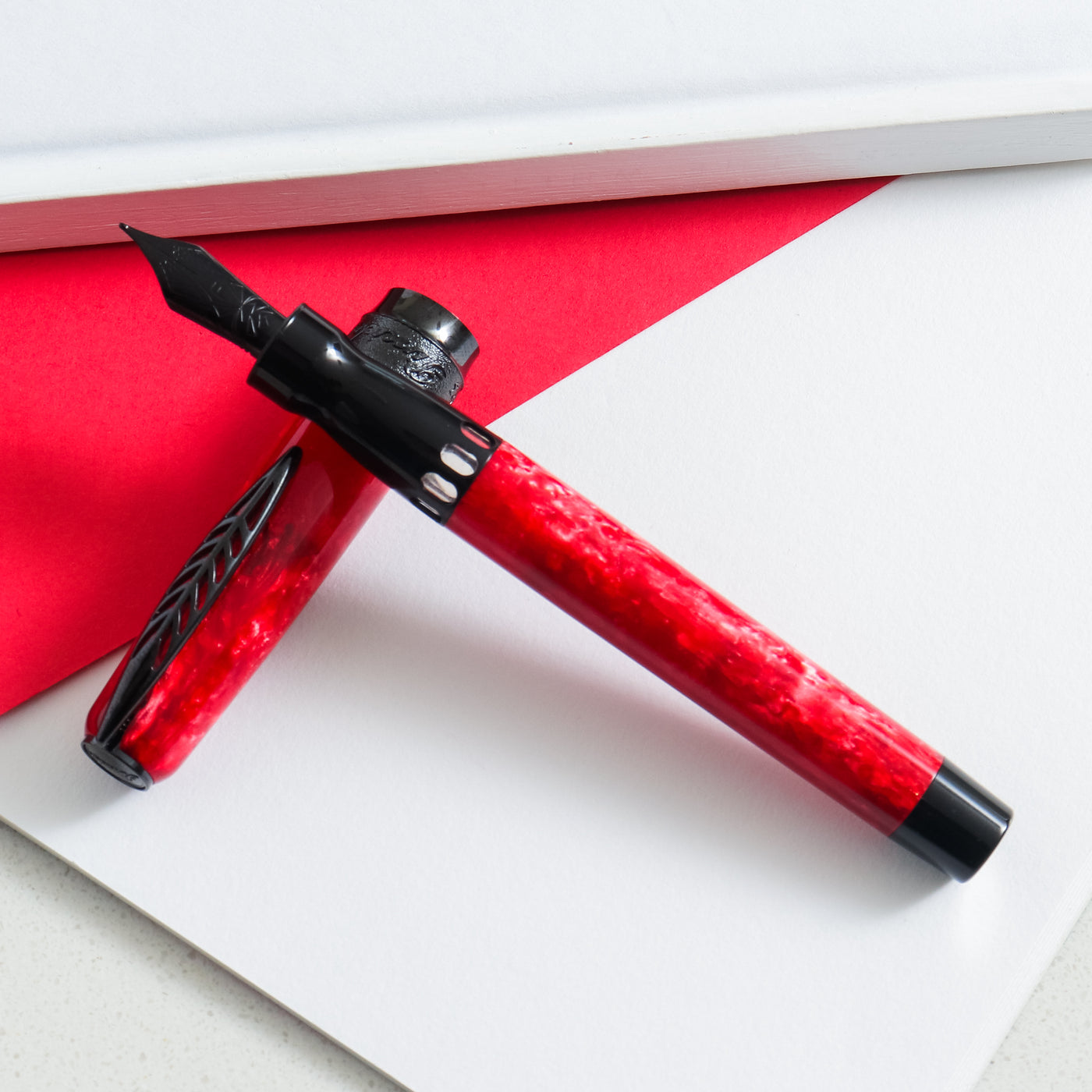 Pineider La Grande Bellezza Rocco Red Fountain Pen