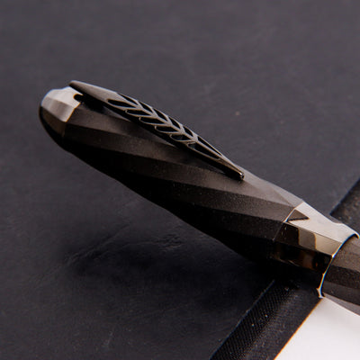 Pineider Matrix Black Fountain Pen Feather Clip
