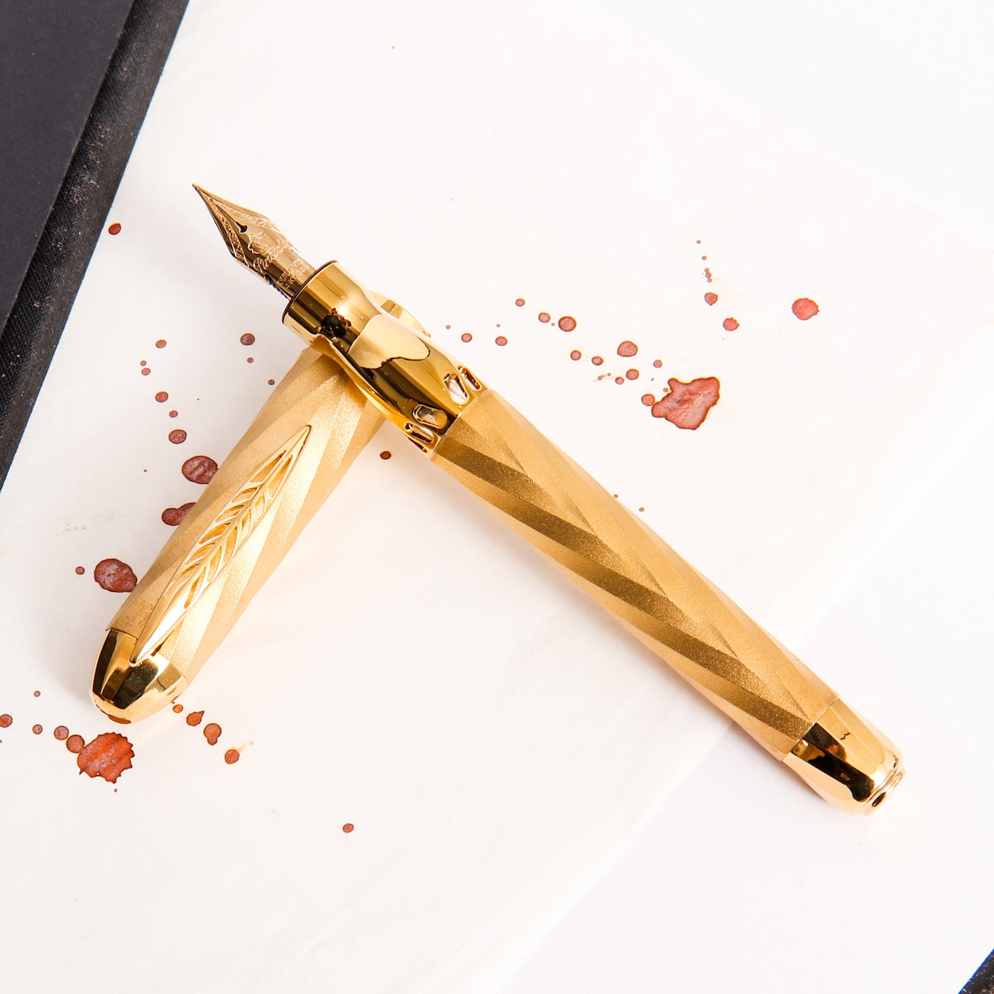 Pineider Matrix Gold Fountain Pen