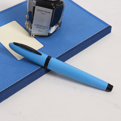 Pineider Modern Times France Racing Blue & Black Fountain Pen Capped