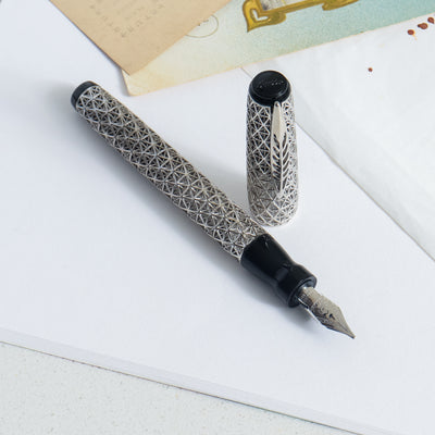 Pineider Psycho 18k Solid Gold Fountain Pen Set - 1/1 Piece Unique