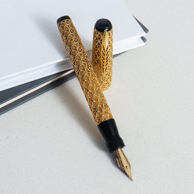Pineider Psycho 18k Solid Gold Fountain Pen Set - 1/1 Piece Unique