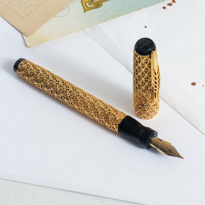 Pineider Psycho 18k Solid Gold Fountain Pen Set - 1/1 Piece Unique