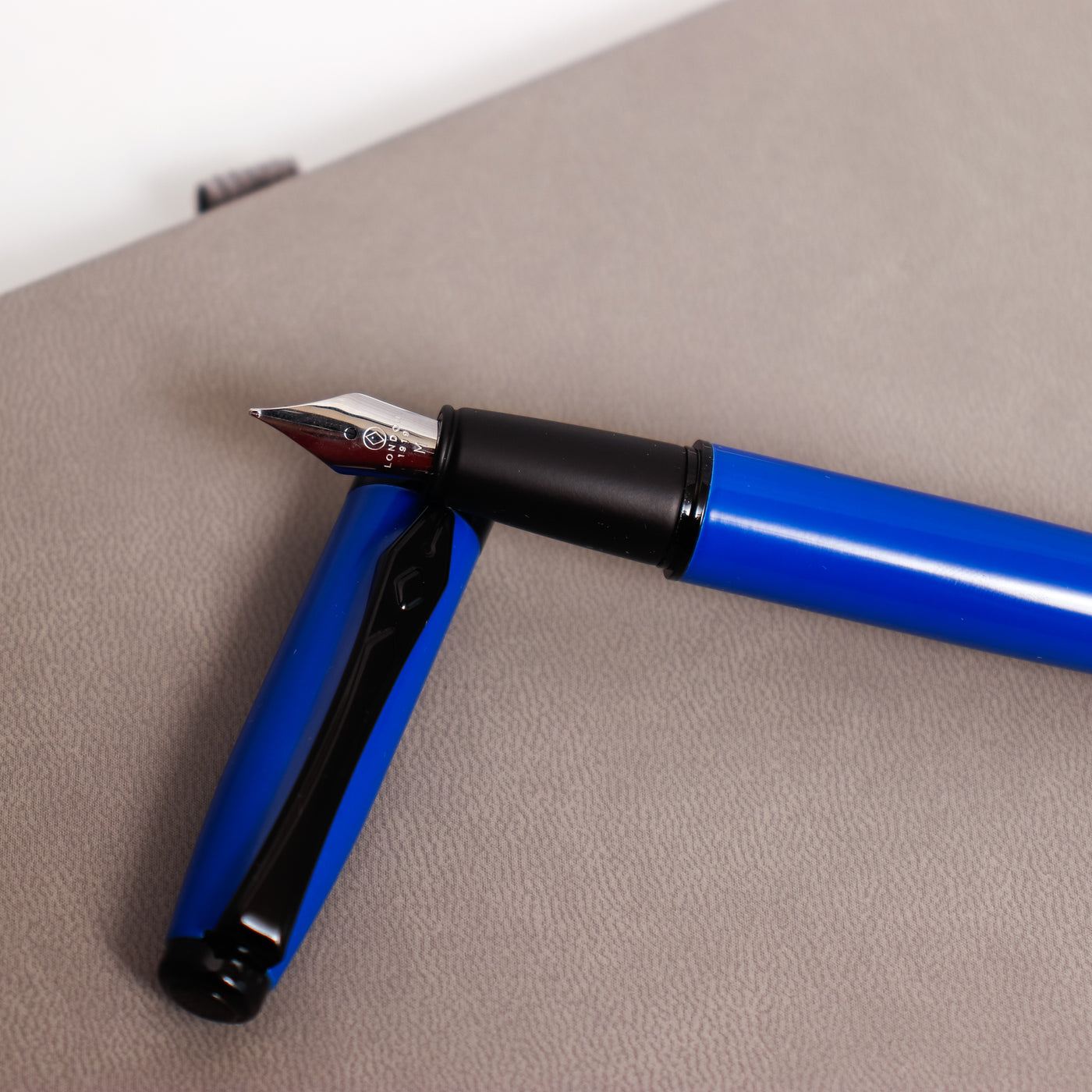 Platignum Studio Blue Fountain Pen