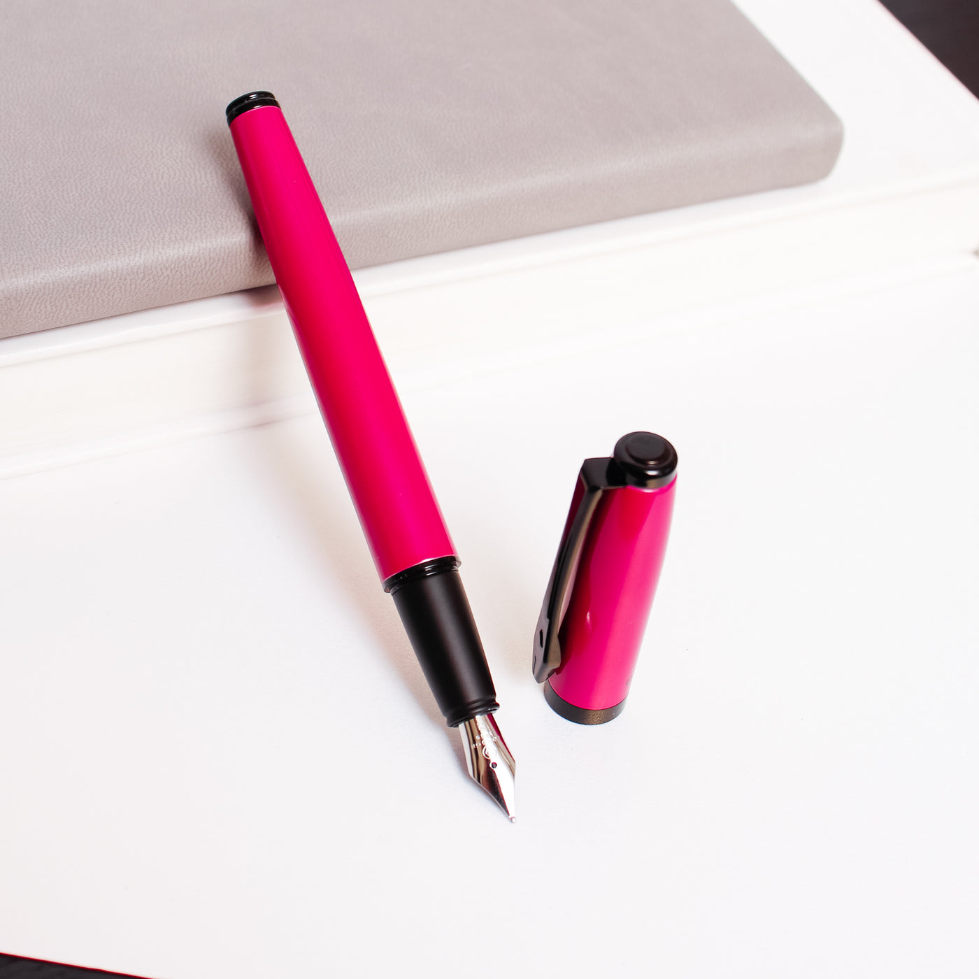 Platignum Studio Pink Fountain Pen