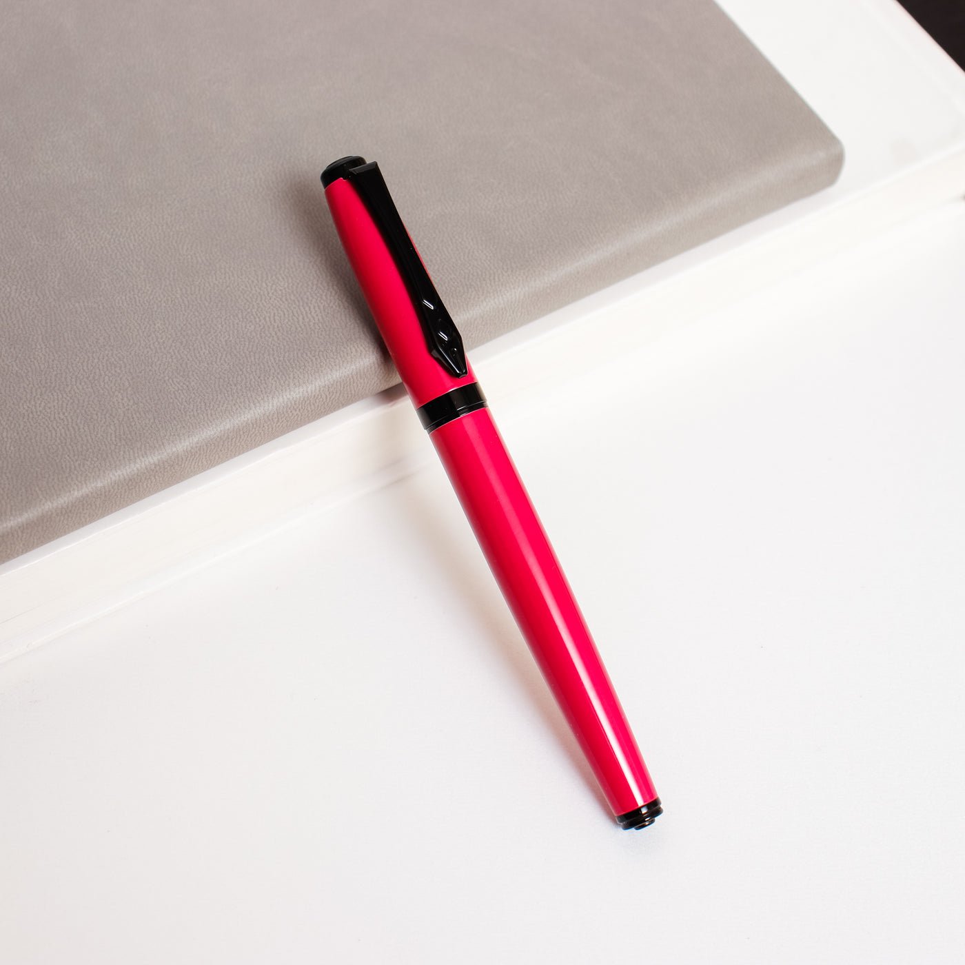 Platignum Studio Red Fountain Pen