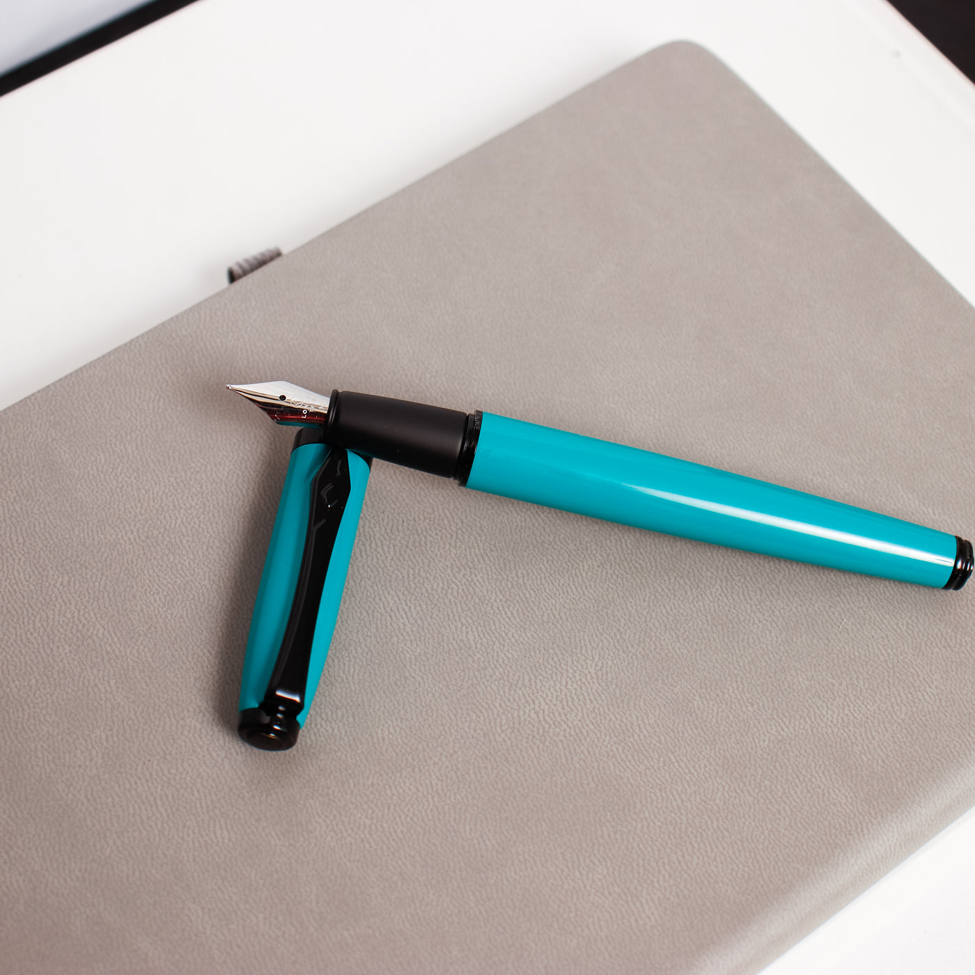 Platignum Studio Turquoise Fountain Pen