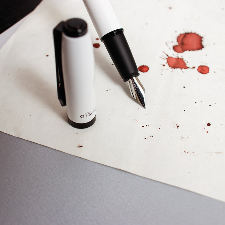 Platignum Studio White Fountain Pen – Truphae1
