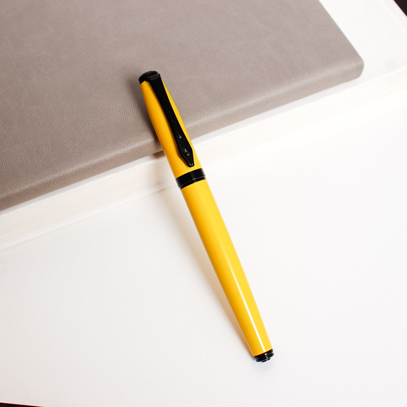 Platignum Studio Yellow Fountain Pen