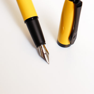 Platignum Studio Yellow Fountain Pen