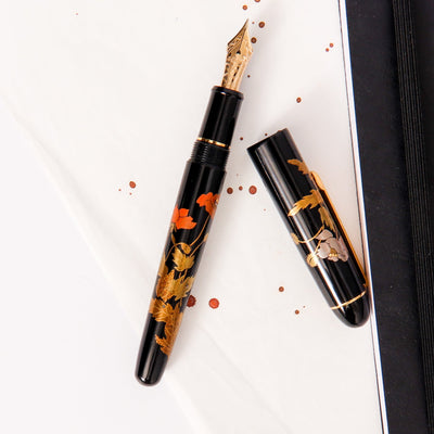 Platinum 3776 Century Urushi Maki e Poppy Fountain Pen Black Lacquered