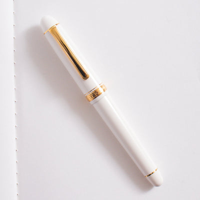 Platinum 3776 Century Chenonceau White Fountain Pen