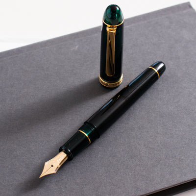 Platinum 3776 Century Laurel Green & Gold Fountain Pen