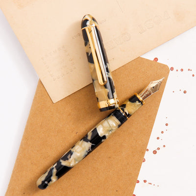 Platinum Century 3776 Calico Celluloid Fountain Pen Brown Black And Gold