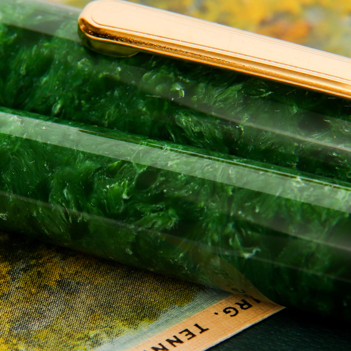 Platinum Century 3776 Jade Celluloid Fountain Pen Green Celluloid Details
