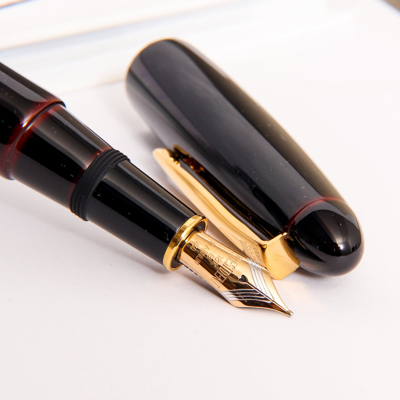 Platinum Izumo Akatame Fountain Pen Gold Nib