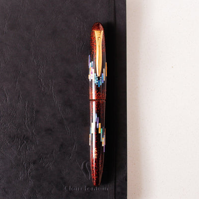 Platinum Izumo Aurora Raden Maki-e Fountain Pen