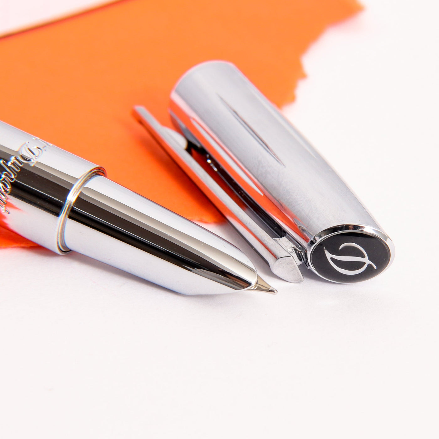 ST-Dupont-Defi-Millennium-Matte-Orange-Fountain-Pen-Nib-Details