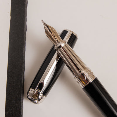 ST Dupont Line D Large Black & Palladium Fountain Pen