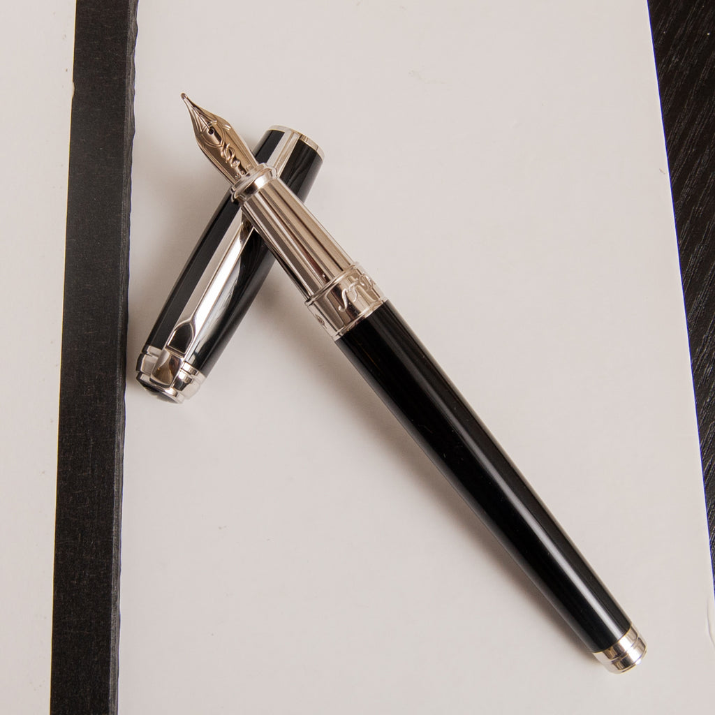 S.T. Dupont 万年筆 　ラインD　ブラックラッカー ST Dupont Line D Large Black & Palladium Fountain Pen – Truphae