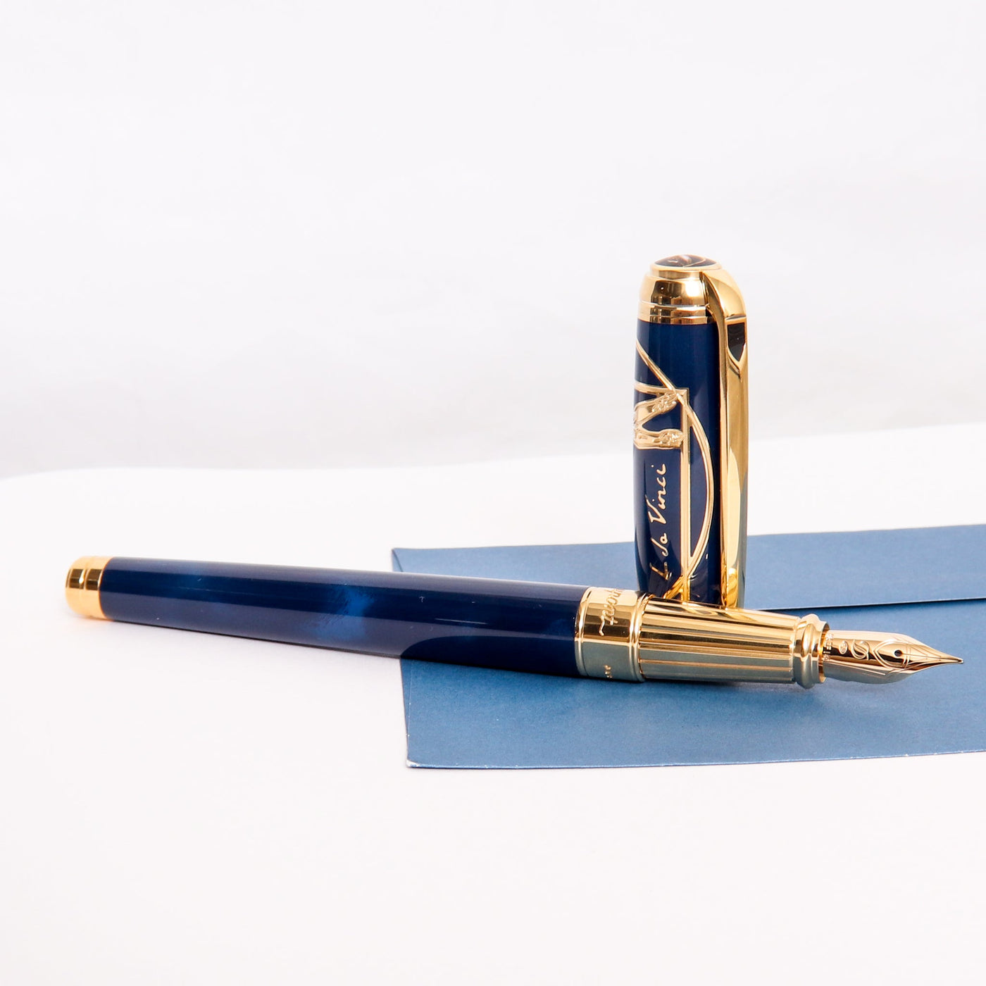 ST Dupont Line D Large Blue Vitruvian Man Fountain Pen Blue And Gold Trim