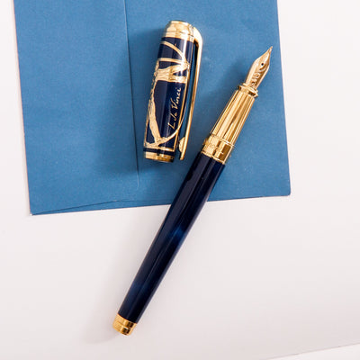 ST Dupont Line D Large Blue Vitruvian Man Fountain Pen Uncapped