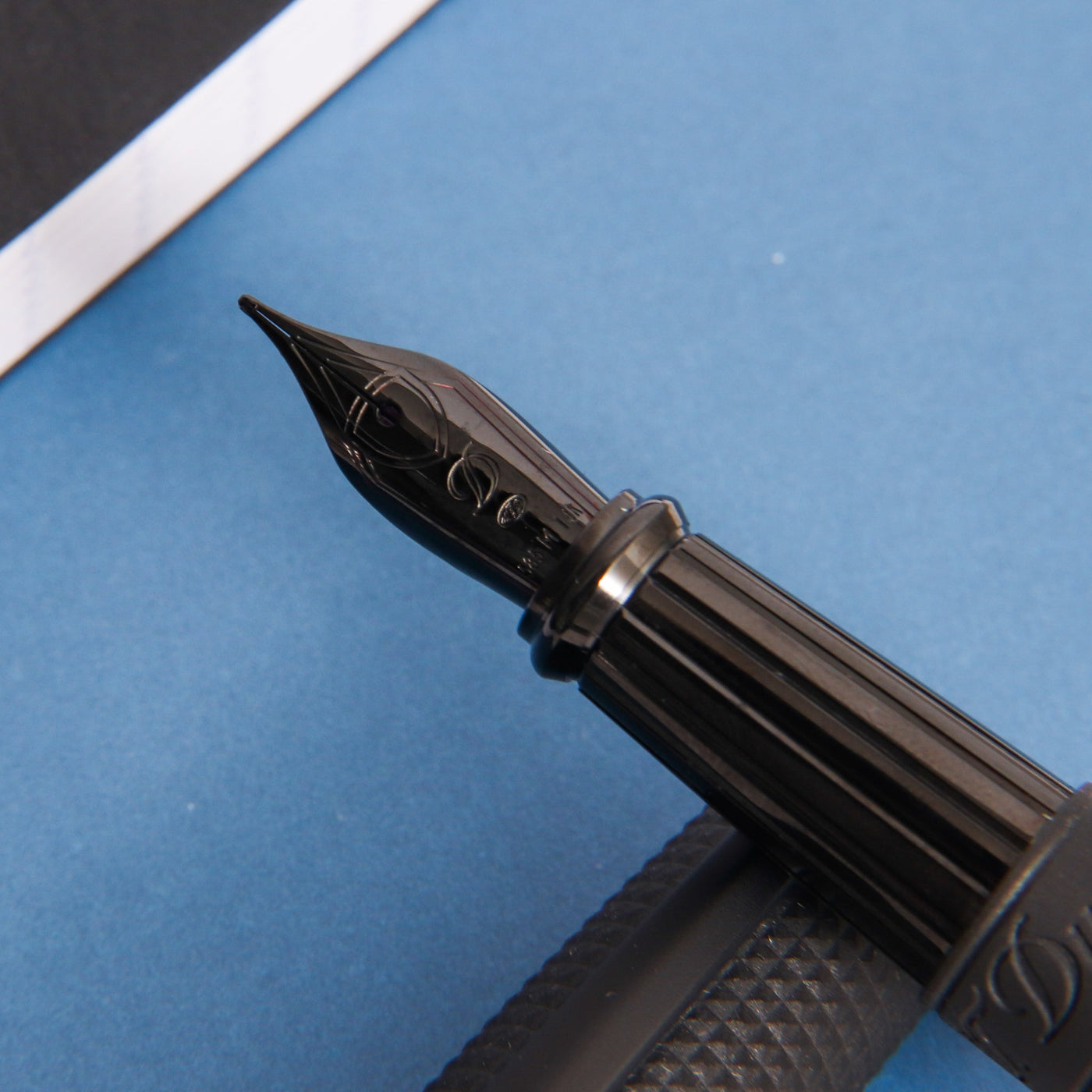 ST-Dupont-Line-D-Large-Carbon-Glacial-Cave-Fountain-Pen-Nib