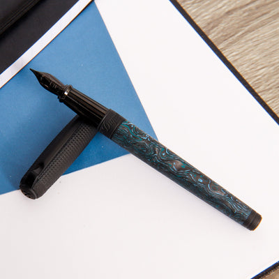 ST-Dupont-Line-D-Large-Carbon-Glacial-Cave-Fountain-Pen