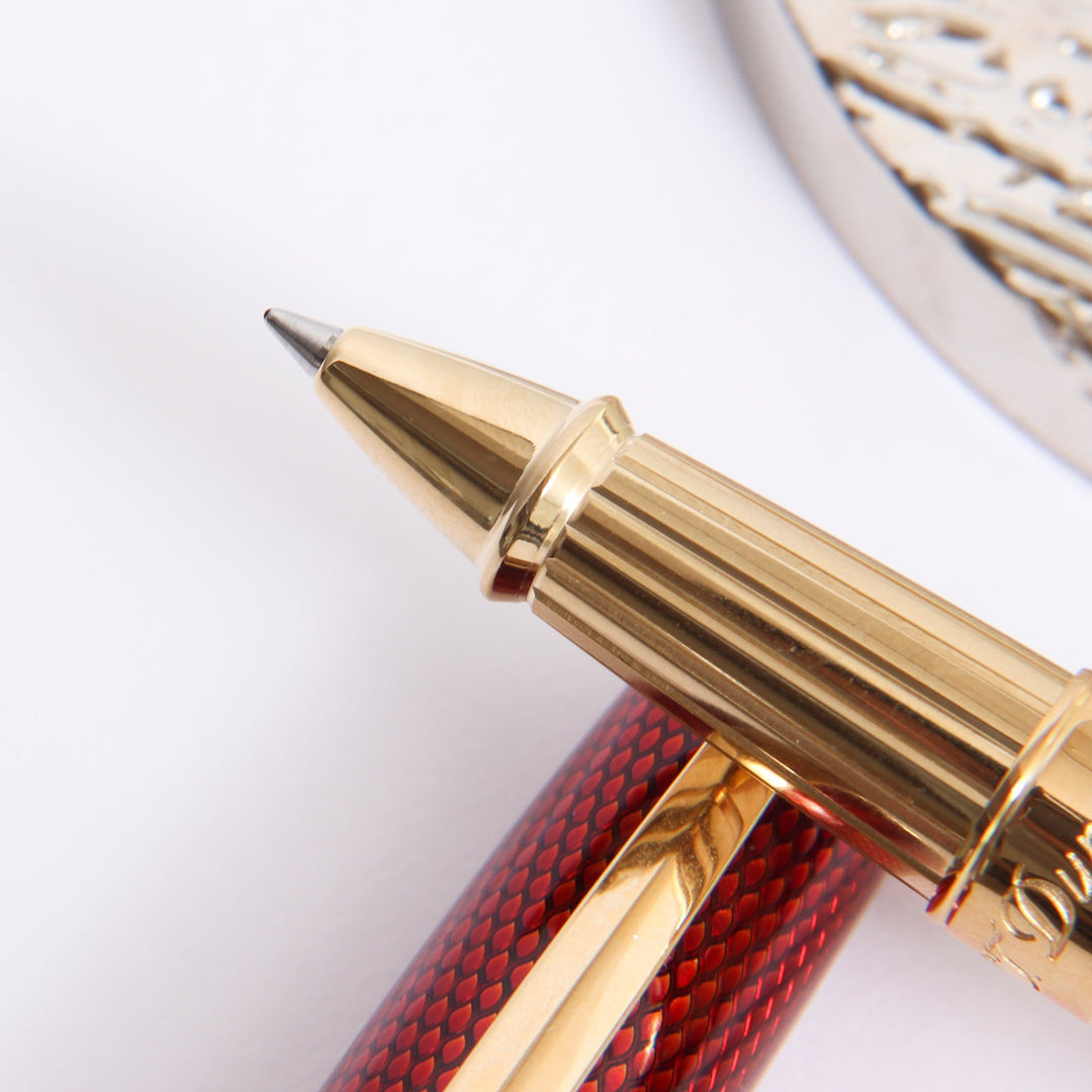 ST Dupont Line D Large Diamond Guilloche Ruby Rollerball Pen – Truphae 