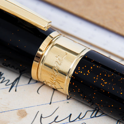 ST-Dupont-Line-D-Large-Gold-Dust-Fountain-Pen-Metal