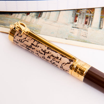 ST Dupont Line D Limited Edition William Shakespeare Fountain Pen Cap Details
