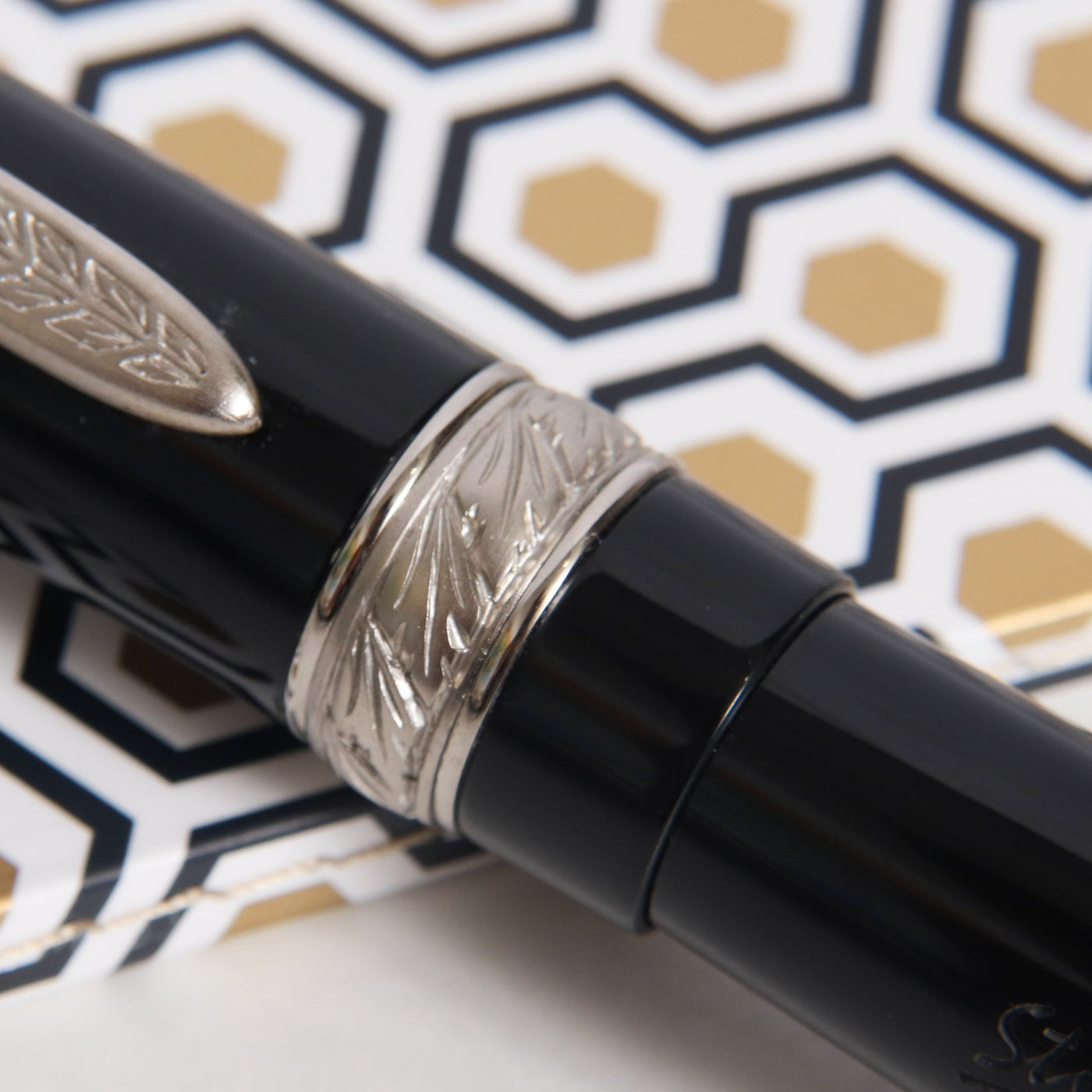 Stipula Etruria Magnifica Black Resin Rollerball Pen Center Band