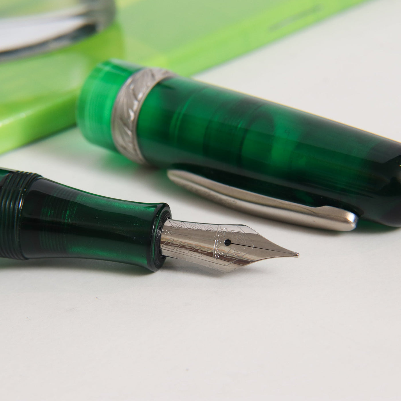 Stipula Etruria Rainbow Transparent Green Fountain Pen Nib Details