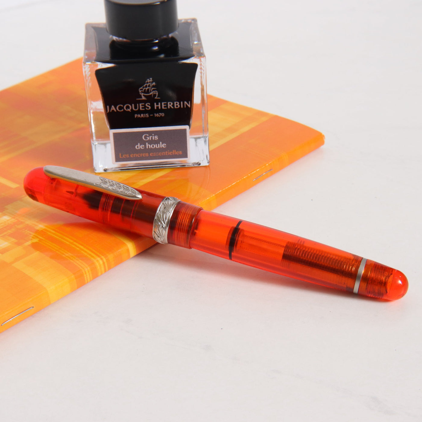 Stipula Etruria Rainbow Transparent Orange Fountain Pen Capped